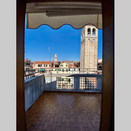 شقة Ca' Silvestro Penthouse With Private Rooftop البندقية