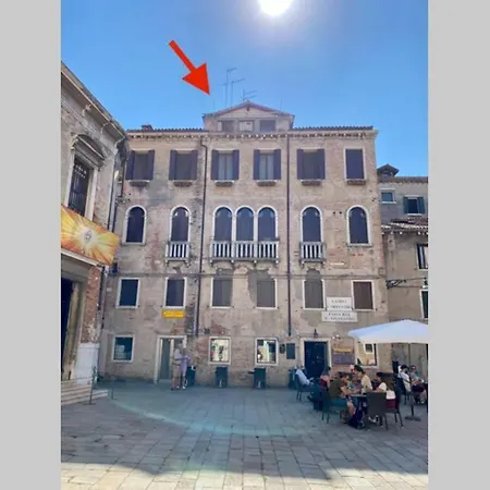 Ca' Silvestro Penthouse With Private Rooftop Διαμέρισμα
