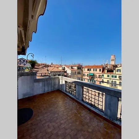 Apartman Ca' Silvestro Penthouse With Private Rooftop *