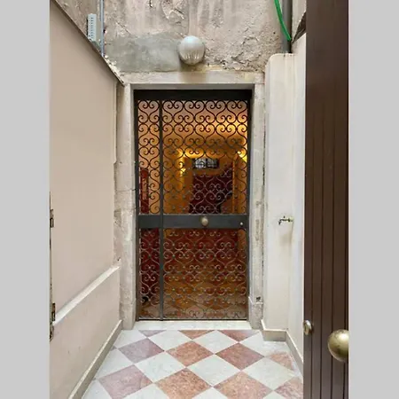 Apartman Ca' Silvestro Penthouse With Private Rooftop